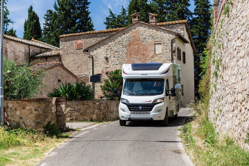 alquiler autocaravana Madrid - Elnagh Baron